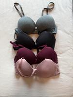 4er Set H&M BH Gr.70A, wie neu Schleswig-Holstein - Kiel Vorschau