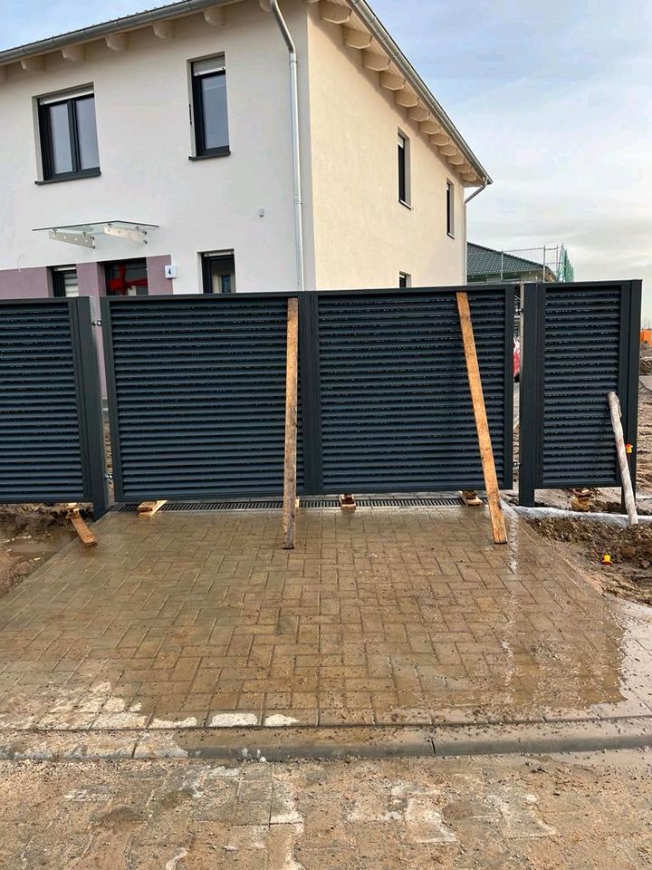 Sichtschutz Zaun / Doppelstabmatte mit Sichtschutz in Bautzen