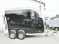 CARELINER M 2er Pferdeanhänger Vollpoly Sattelkammer Niedersachsen - Stuhr Vorschau