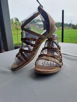 Marco Tozzi Riemchen Sandale, braun Gold, Gr. 37 Nordrhein-Westfalen - Monschau Vorschau