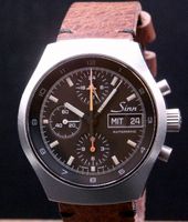 Sinn 157 ST 12 Stundenlünette T-Kennung Vintage Lederband Niedersachsen - Leer (Ostfriesland) Vorschau