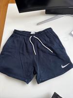 Nike Shorts blau Nordrhein-Westfalen - Brühl Vorschau