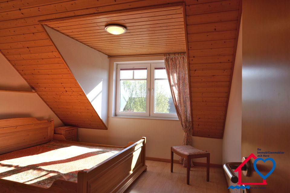 2,5-Zimmer-Dachgeschosswohnung zur Miete am Schönberger Strand in Schönberg (Holstein)