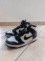 2 Paar Nike Schuhe, Air Jordan Gr. 42,5 und Sneaker Gr. 42 Sachsen - Bobritzsch-Hilbersdorf Vorschau