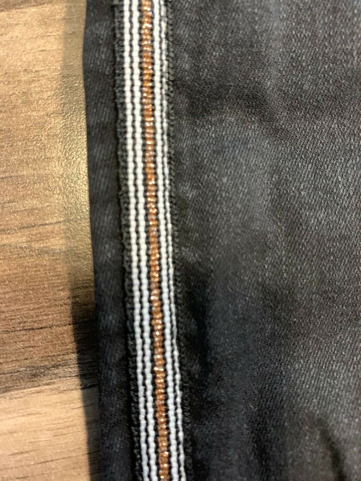 Garcia Jeans Hose Gr. 170 Superslim Rianna schwarz Gold Neuwertig in Schloß Holte-Stukenbrock