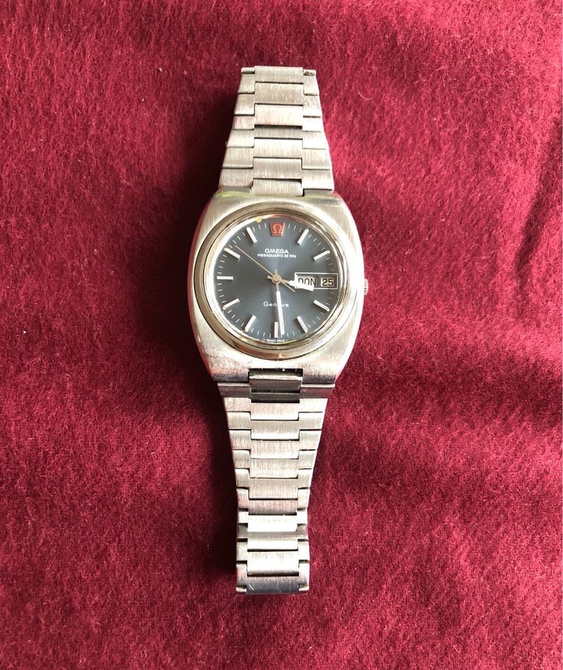 Vintage Omega Megaquartz 32kHz Geneve in Hamburg