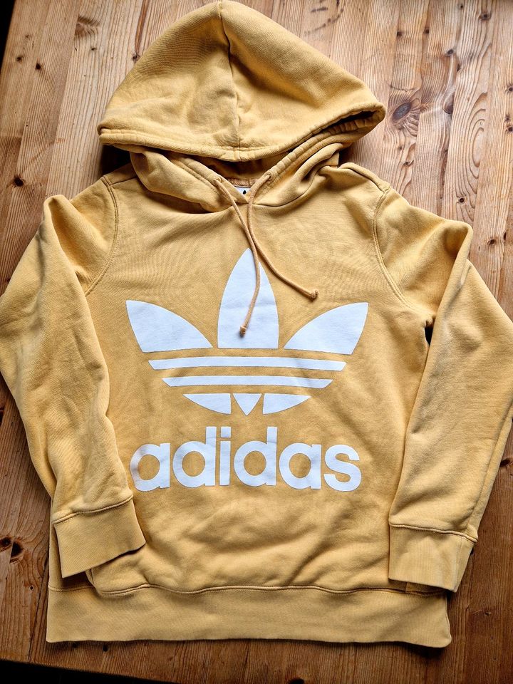 Adidas Hoodie Gr. 36 in Burgstetten