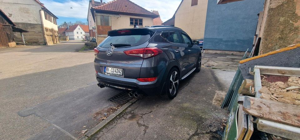 Hyundai tucson exklusiv in Brackenheim