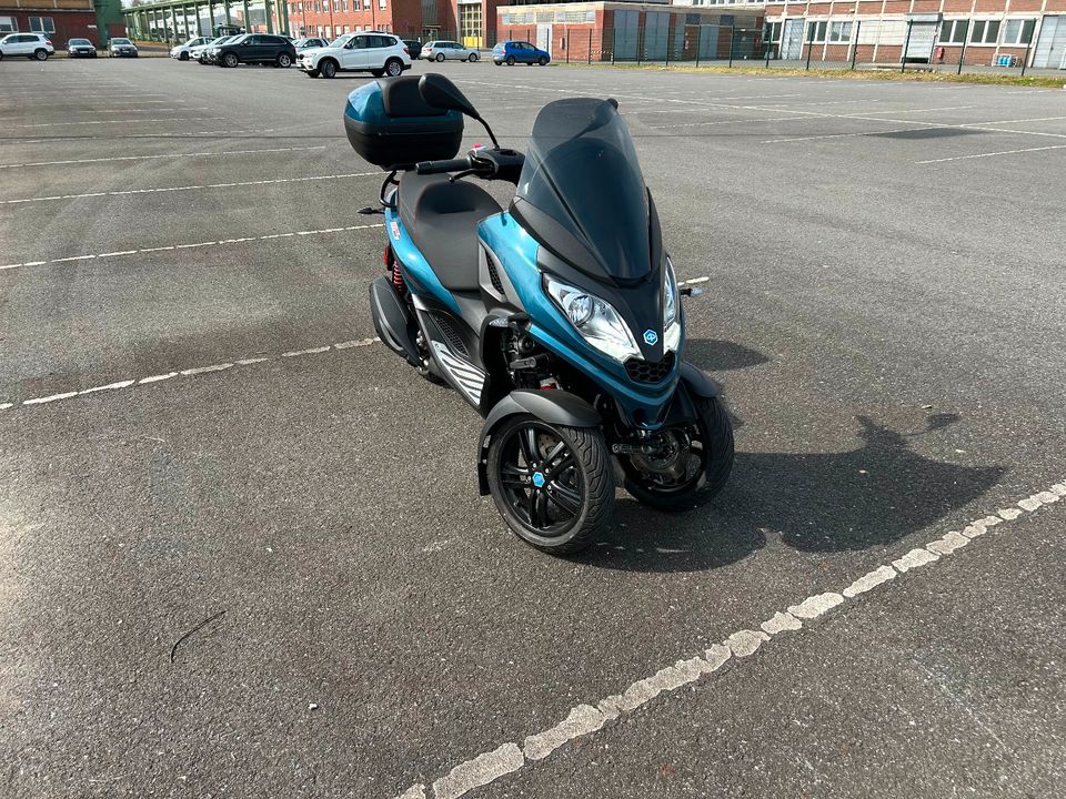 Piaggio MP3 300 HPE Roller mieten leihen in Lünen