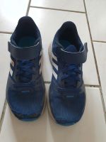 Adidas Schuhe zu verschenken Grösse 34 Baden-Württemberg - Bischweier Vorschau