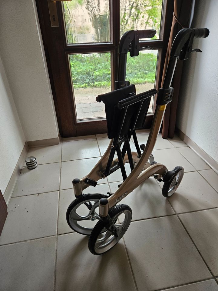 Rollator Nitro XS (Drive Medical) champagner neu + unbenutzt in Sankt Augustin