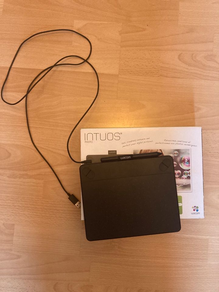 Wacom Intuos Tablet Grafik Design in Hamburg