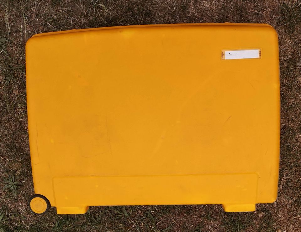 *gelber Koffer von DELSEY, Hartschalenkoffer gelb-orange 10 € in Elsenfeld