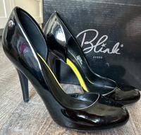 Blink Damen High Heels Schuhe schwarz Gr. 40 Lackschuhe OVP Schleswig-Holstein - Flensburg Vorschau