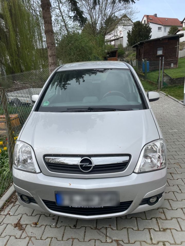 Opel Meriva 1.6 in Butzbach