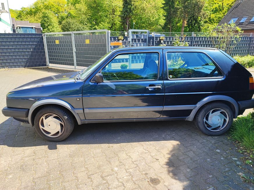 VW GOLF II (19E, 1G1) 1.3,TÜV NEU in Monheim am Rhein