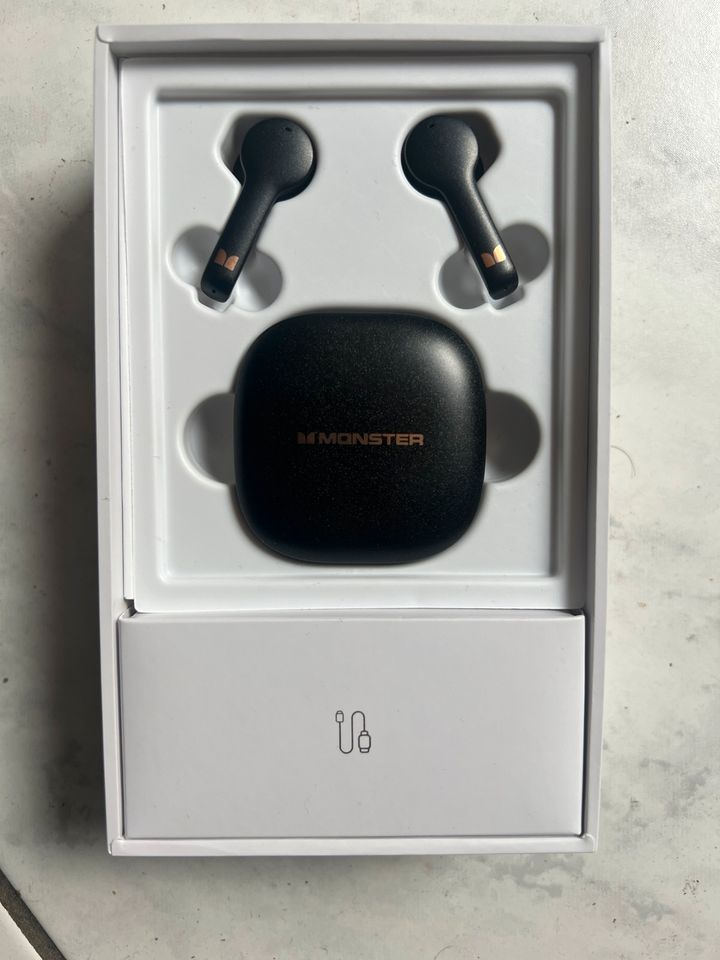 Monster Clarity 550LT Kopfhörer Bluetooth In-ear in Frankfurt am Main