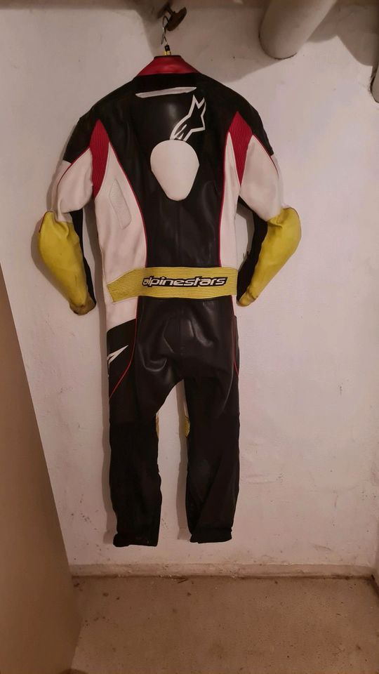 Alpinestars Einteiler Gr. 54 in Berlin