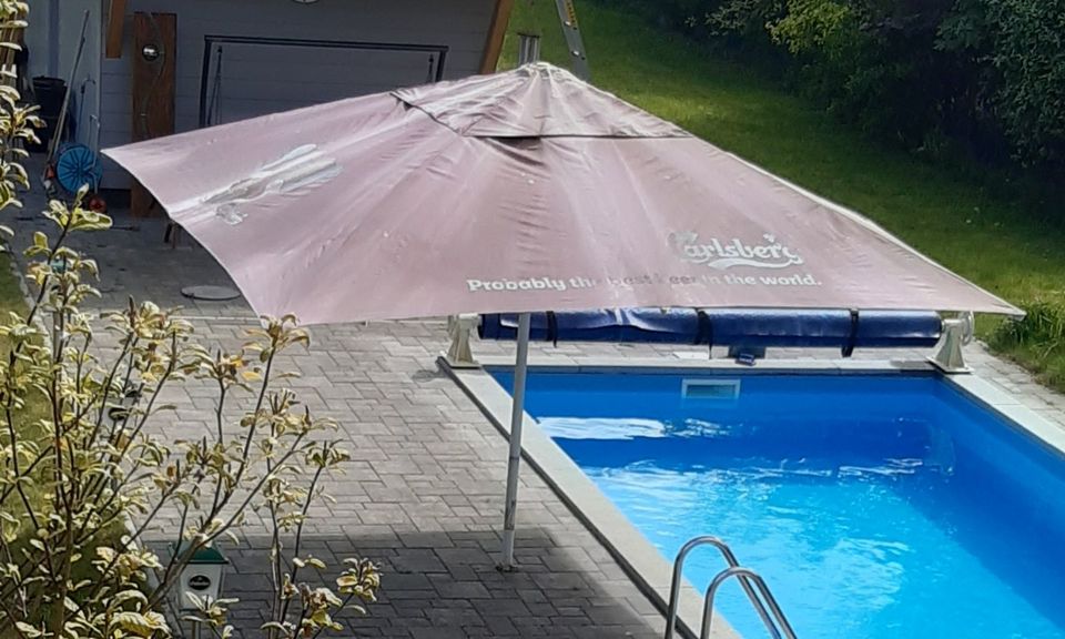 Sonnenschirm 4x4 Meter Gastro Schirm Carlsberg in Wahlstedt