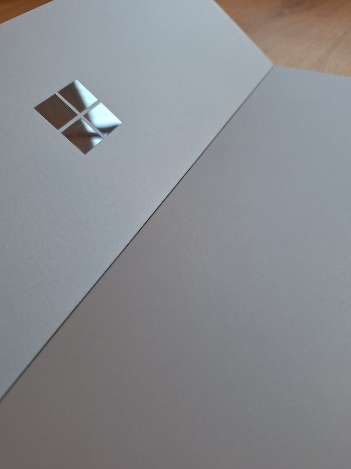 Microsoft Surface Pro 5 i5 8/256GB in Kiefersfelden