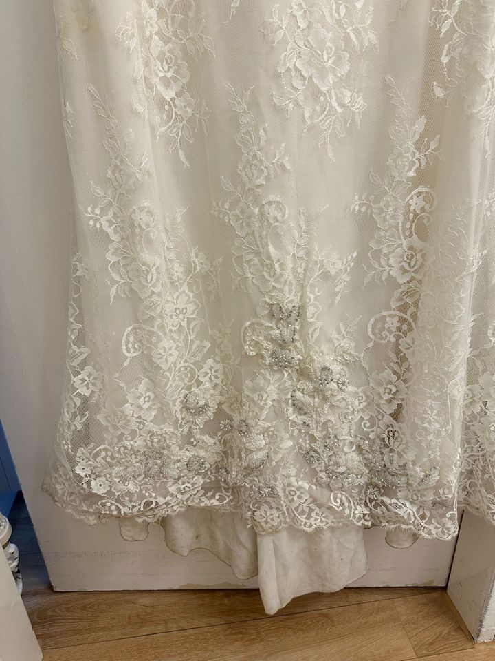 Abendkleid / festliches Kleid / Hochzeitskleid in Wuppertal