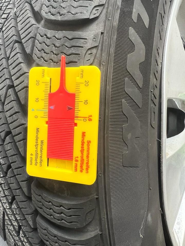 Pirelli Winterreifen 195/60 R16 für BMW 1 in Chemnitz