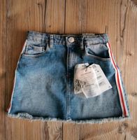 neu Zara Rock Jeans blau rot Mädchen Größe 122 neu Bayern - Zirndorf Vorschau