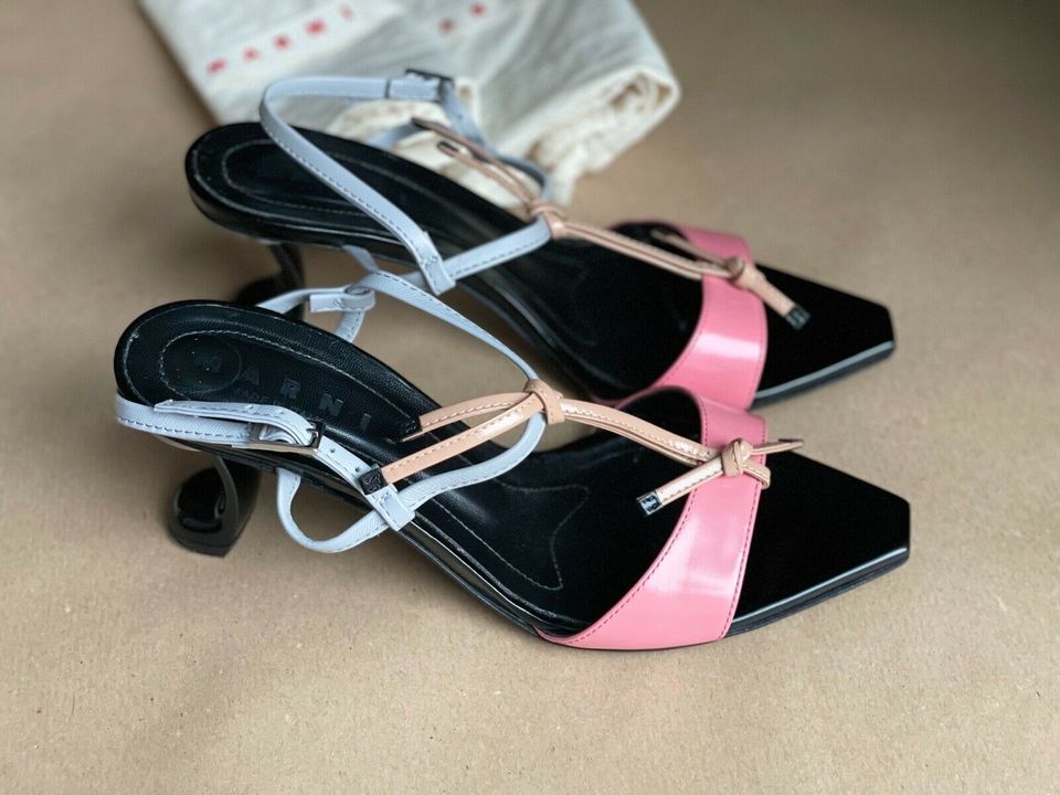 MARNI sandals 38 size in Berlin