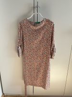 Sommerliches Minikleid mit Blumenmuster (Benetton) in XS Bayern - Regensburg Vorschau