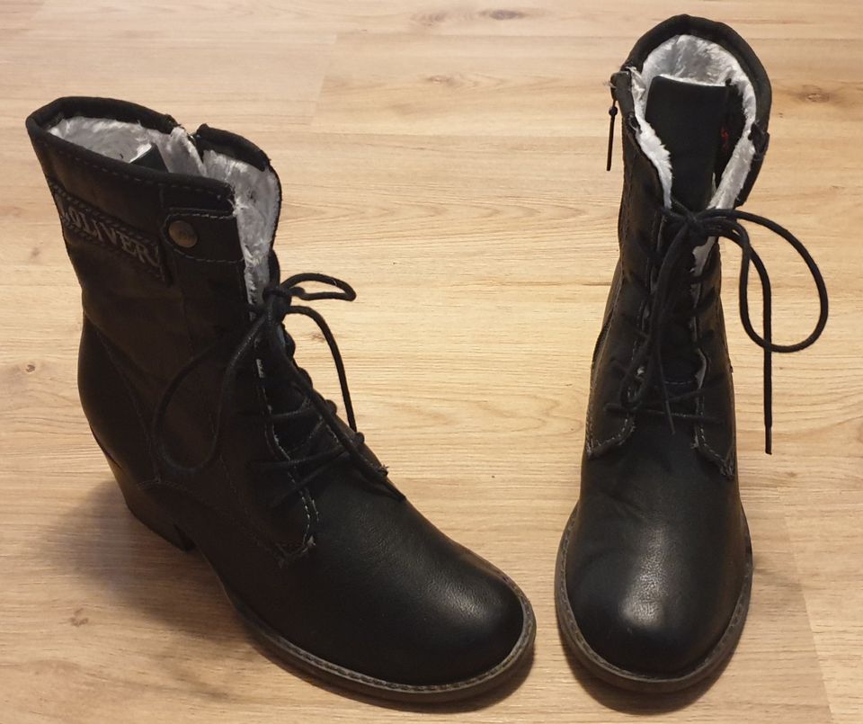 s.Oliver Damen Gr.38 Winterstiefel gefüttert Absatz 5cm schwarz in Elmshorn