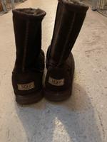 UGG Stiefel dunkelbraun Altstadt-Lehel - München/Lehel Vorschau