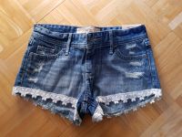 Neu - Jeans Shorts Hotpants von Hollister blau Gr. XS W24 Baden-Württemberg - Schorndorf Vorschau