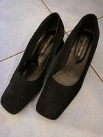 Pumps schwarz Absatzschuhe Damenschuh Gr. 38 Donna Christine Baden-Württemberg - Möckmühl Vorschau
