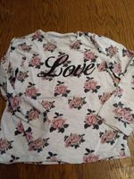 Love - Langarm Shirt mit Rosen und Schrift Gr. 116 Baden-Württemberg - Appenweier Vorschau