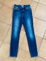 Jeans von Only, Gr. XS, neuwertig Niedersachsen - Otterndorf Vorschau