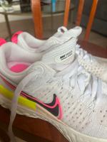 Nike Infinity Gr 41 weiß/neon  Rarität Häfen - Bremerhaven Vorschau