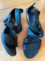 Sandalen, Leder, Gr. 37 Hessen - Bruchköbel Vorschau