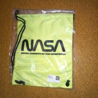 H&M Turnbeutel Sportbeutel  NASA neongrün NEU Hessen - Heppenheim (Bergstraße) Vorschau