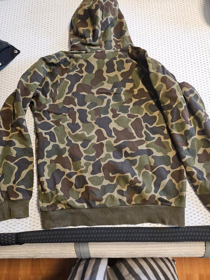 Adidas Hoody Gr. 164 / S in Chieming