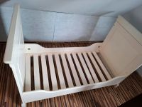 Baby- Kinderbett weiß lackiertes Holz Niedersachsen - Wilhelmshaven Vorschau