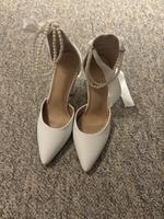Brautschuhe 36 Weiß Neu Hessen - Gedern Vorschau