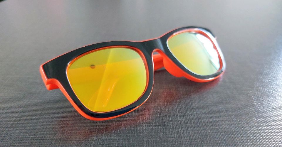 polarisierte Sonnenbrille mit 100% UV-Schutz für Babys ab 6 Monat in Altenbeken
