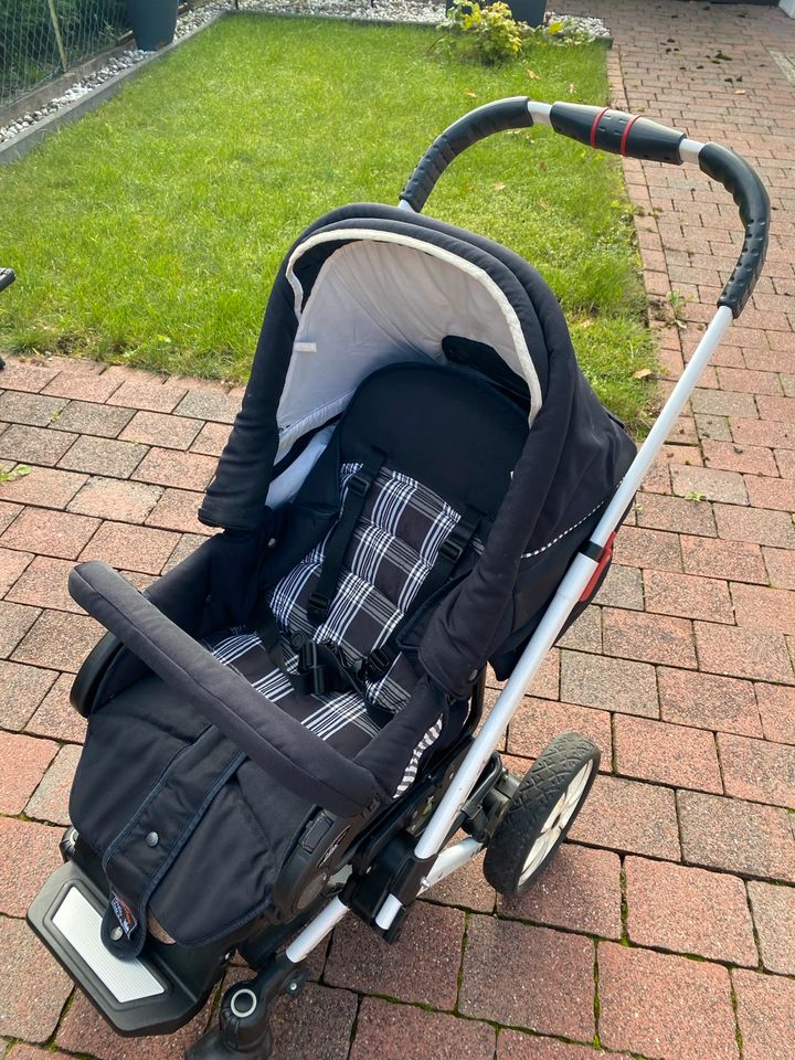 Kinderwagen, Hartan, Buggy, schwarz mit weiß in Ahlen