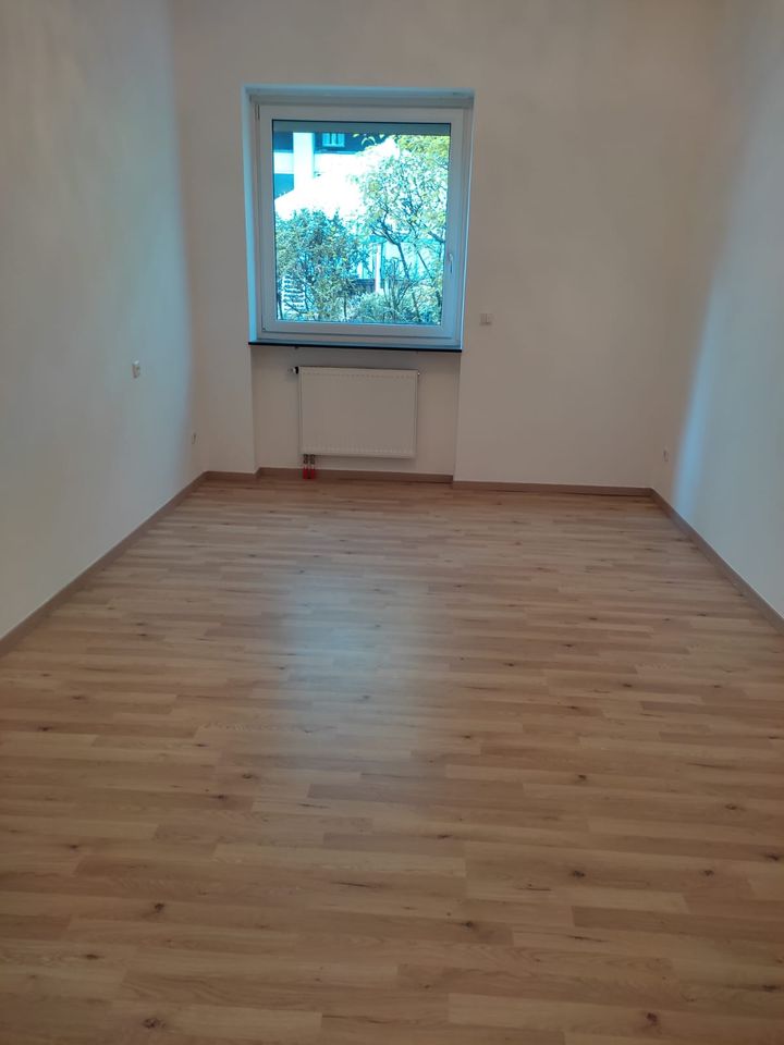Moderne Büro- oder Praxisräume im Erdgeschoss in Nürnberg (Mittelfr)