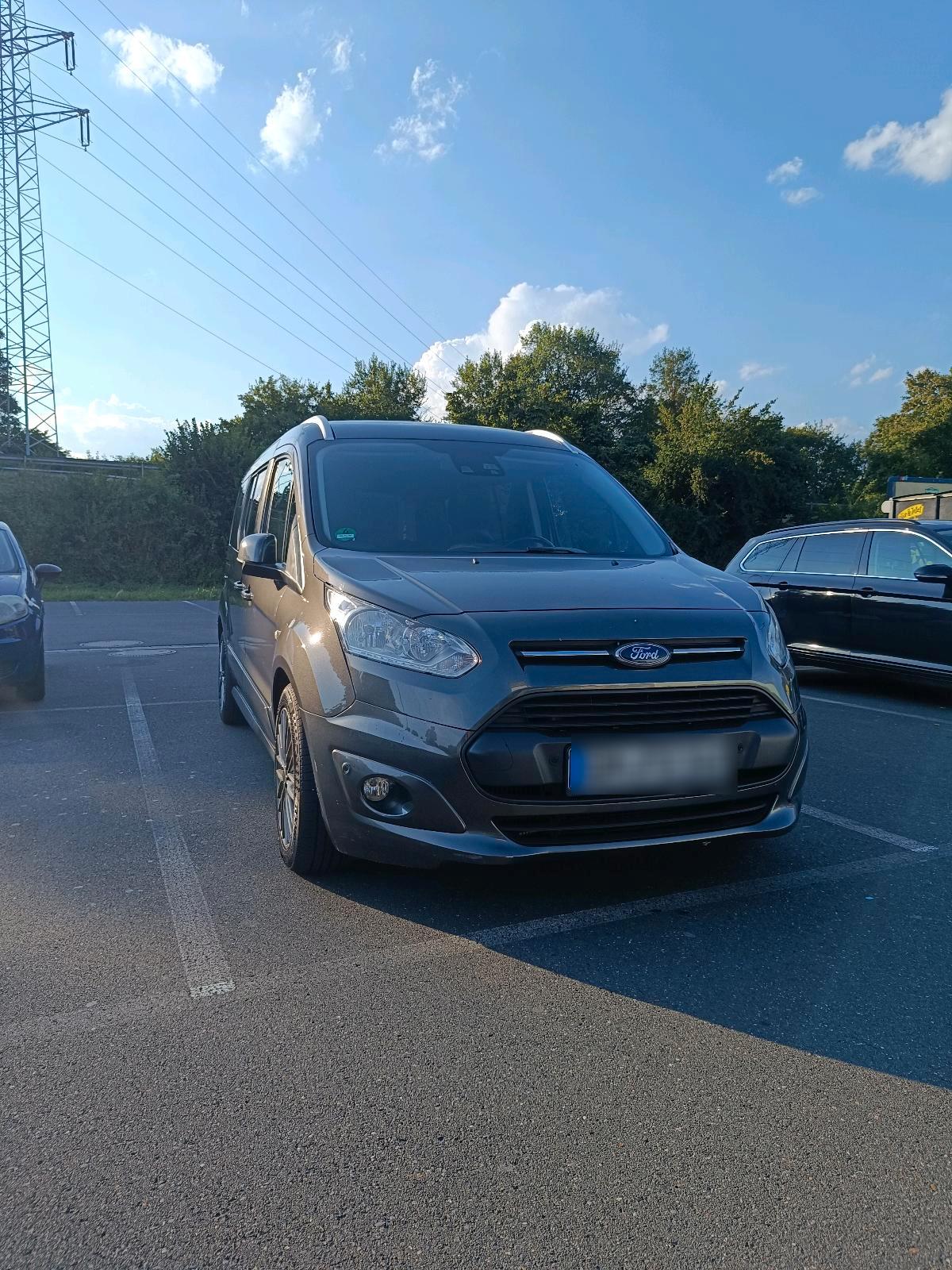 Abbildung des Autos Ford Grand Turneo connec…
