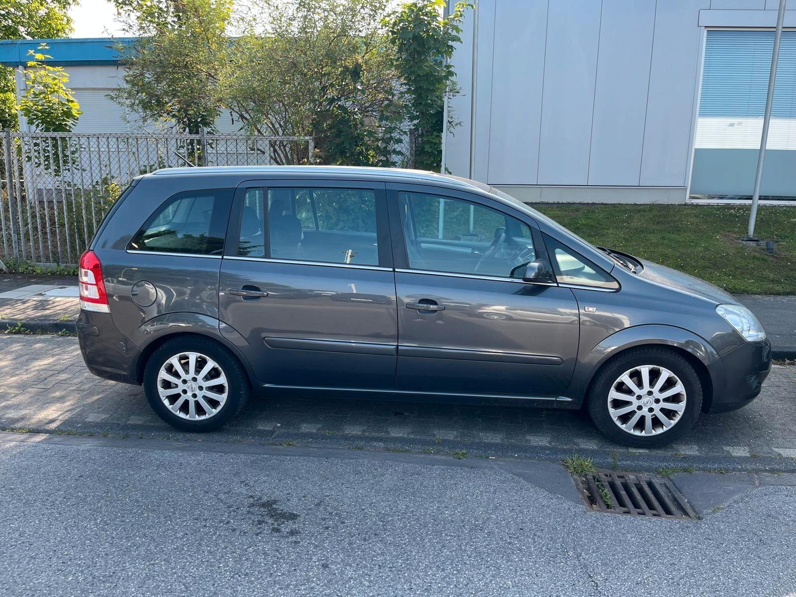 Abbildung des Autos Opel Zafira 1.8 Edition …