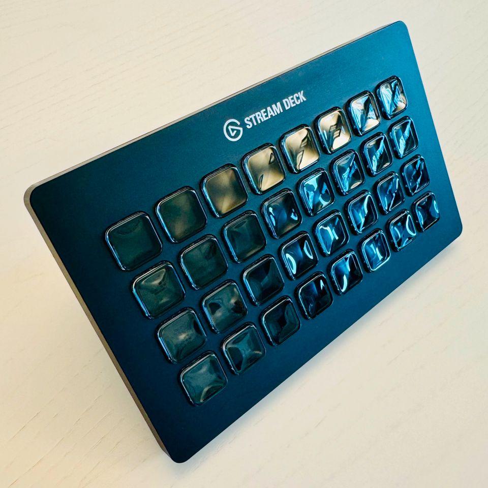 Elgato Stream Deck XL in Jever