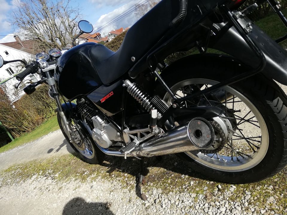 Hondas XBR 500, TÜV neu,ähnl. GB 500 , SPEICHENRÄDER in Bad Schussenried