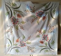 Tischdecke 85x85 vintage Stickerei Handarbeit Köln - Nippes Vorschau