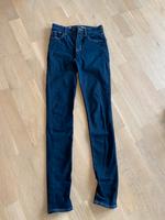 Levi’s 721 High Rise Skinny Größe 25 Baden-Württemberg - Achern Vorschau